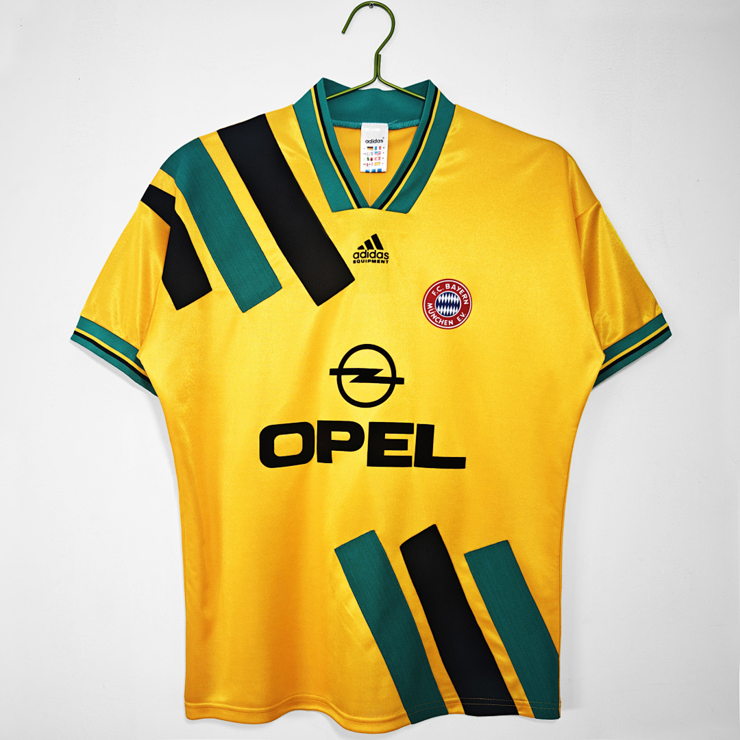 Bayern Munich Retro Shirt 1993/95 Away — photo 1
