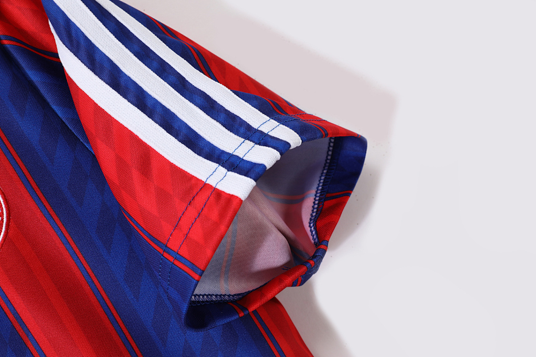 Bayern Munich Retro Shirt 1995/97 Home — photo 4