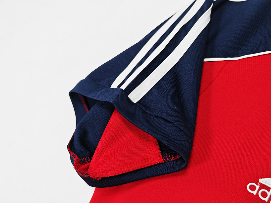 Bayern Munich Retro Shirt 2000/01 Home — photo 2
