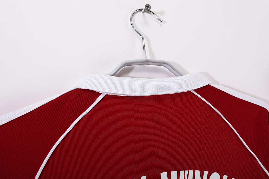 Bayern Munich Retro Shirt 2006/07 Home — photo 3