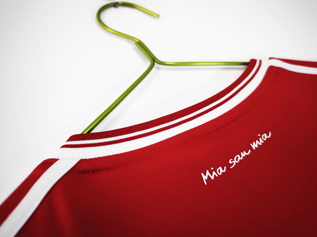 Bayern Munich Retro Shirt 2013/14 Home — photo 4