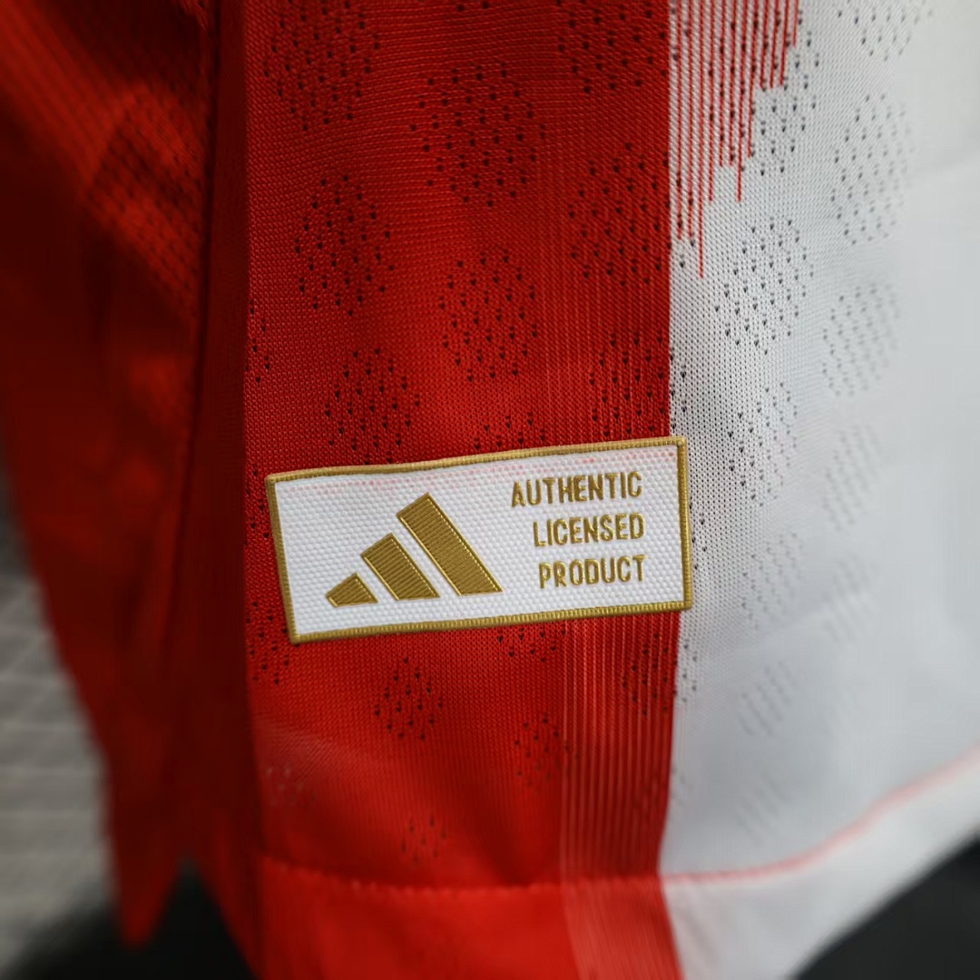 Bayern Munich Home Jersey 2025/26 Long Sleeve — photo 4