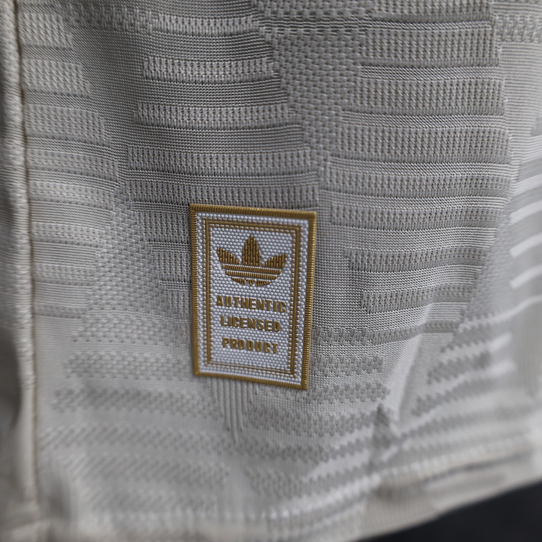 Bayern Munich Third Jersey — photo 4