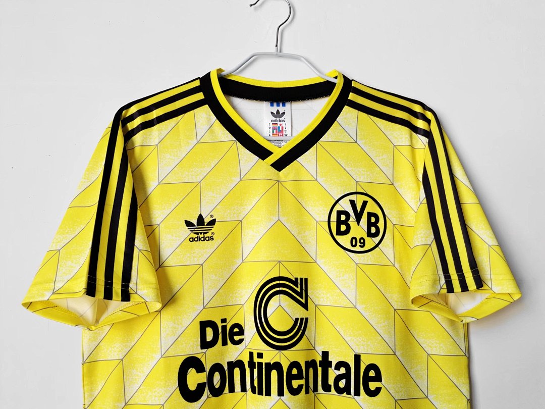 Borussia Dortmund Retro Shirt 1988 Home — photo 3
