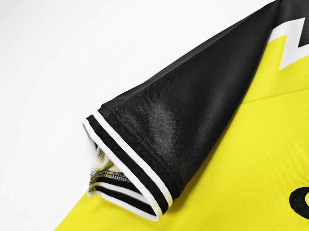 Borussia Dortmund Retro Shirt 1995/96 Home — photo 2