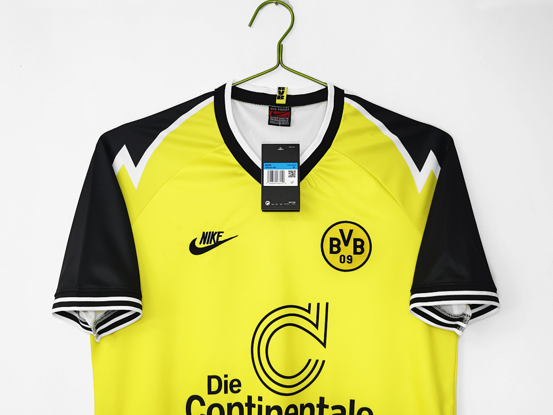 Borussia Dortmund Retro Shirt 1995/96 Home — photo 3