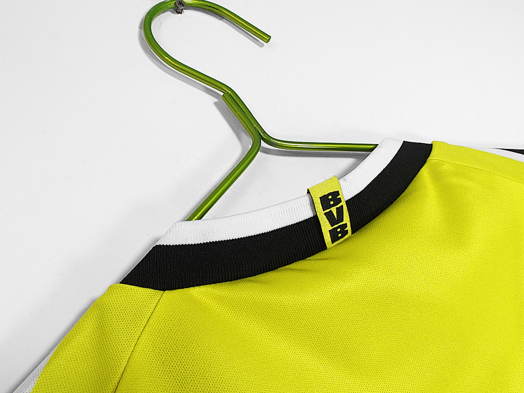 Borussia Dortmund Retro Shirt 1995/96 Home — photo 4