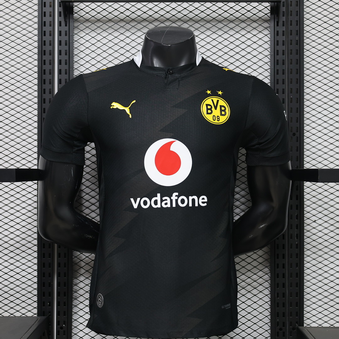 Borussia Dortmund Away Jersey — photo 1