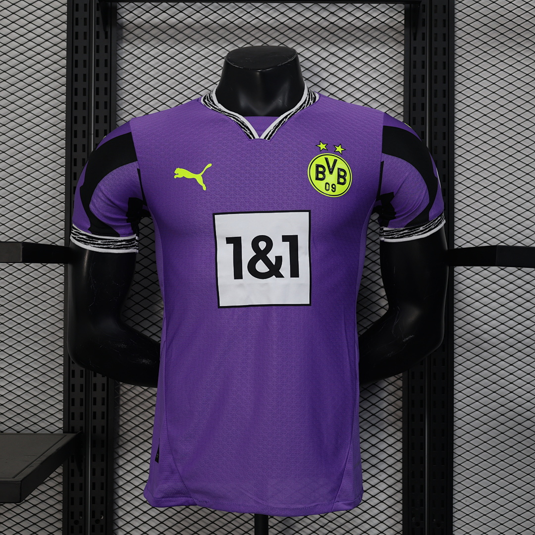 Borussia Dortmund Goalkeeper Jersey — photo 1