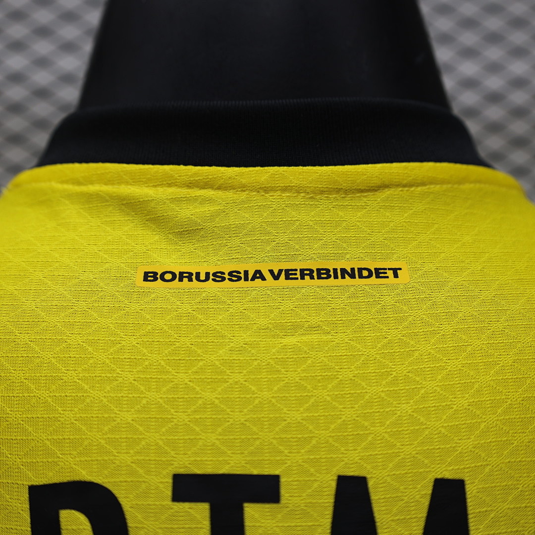 Borussia Dortmund Jersey — photo 2