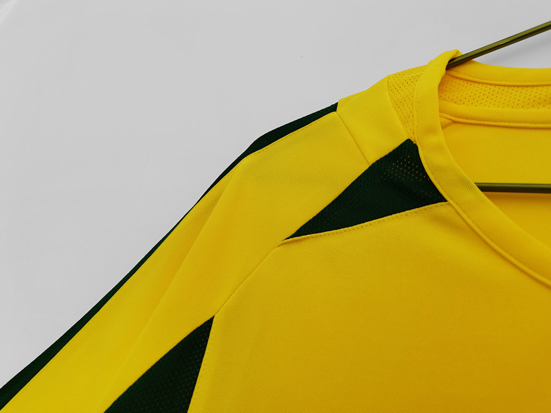Brazil Retro Shirt 2002 Home — photo 3