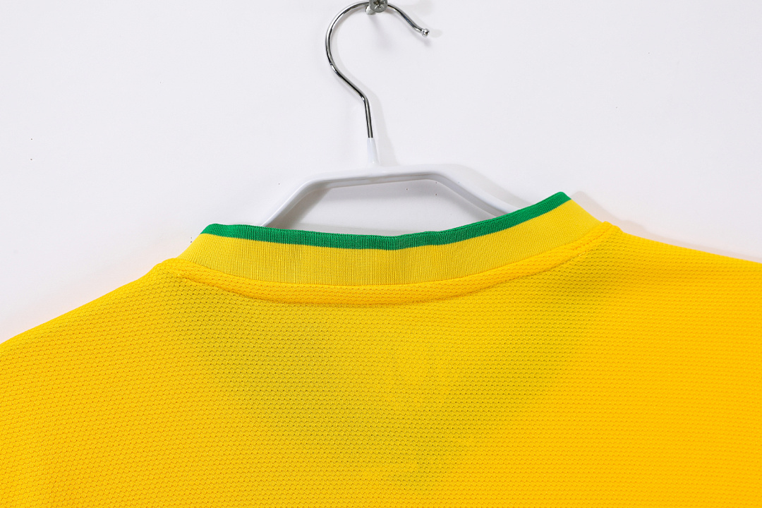 Brazil Retro Shirt 2012/13 Home — photo 2