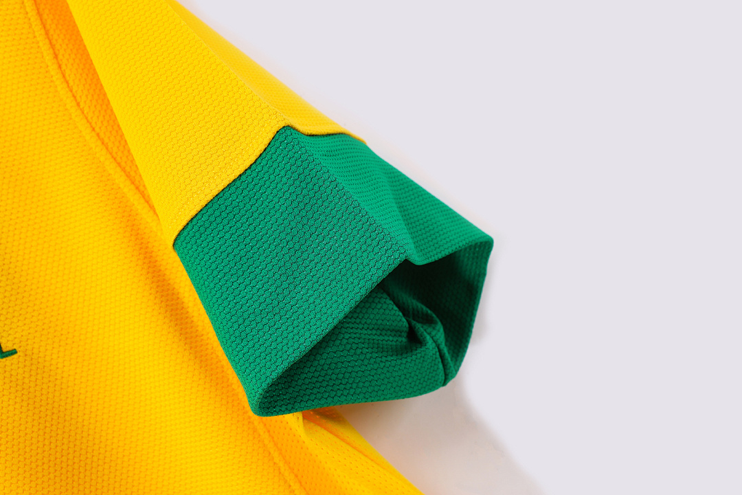 Brazil Retro Shirt 2012/13 Home — photo 4