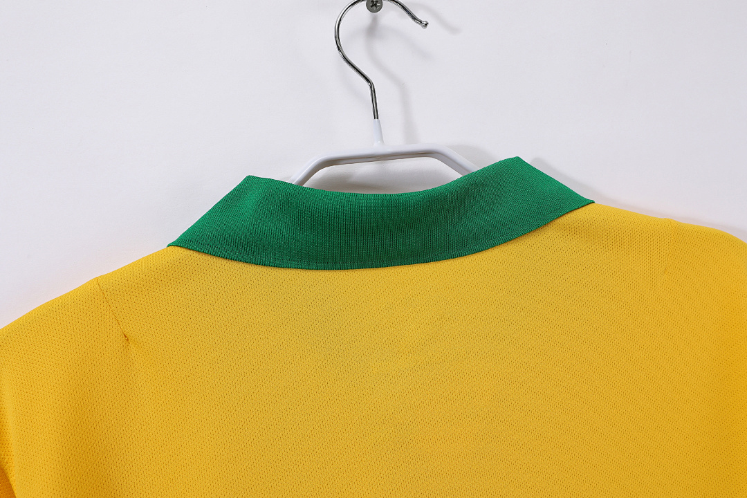 Brazil Retro Shirt 2013 Home — photo 2