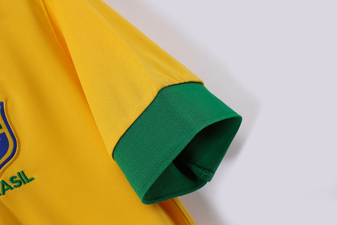 Brazil Retro Shirt 2013 Home — photo 4
