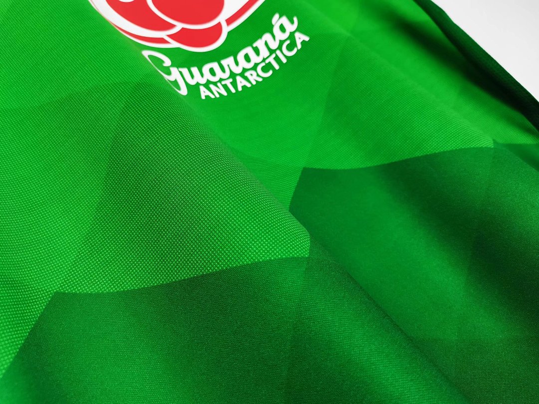 Brazil Retro Shirt 2020 Training — photo 4
