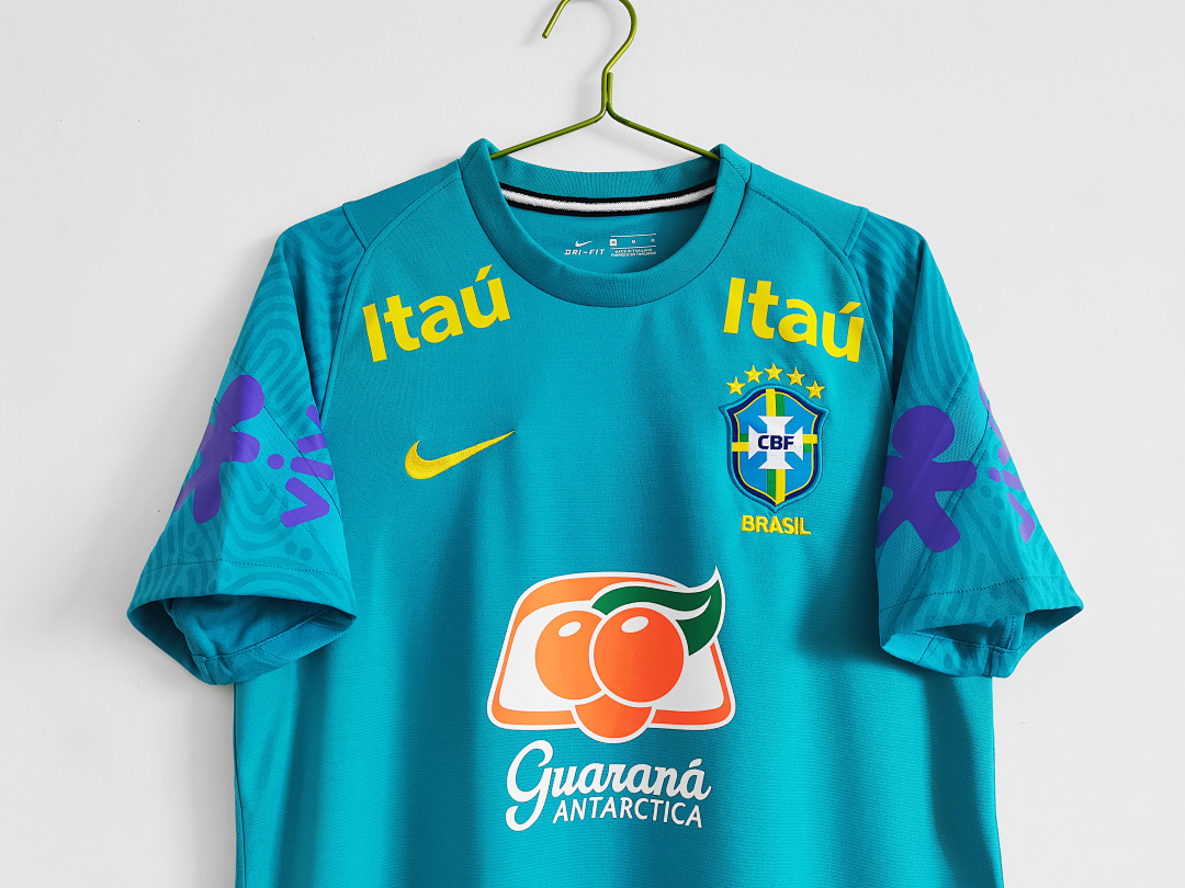 Brazil Retro Shirt 2021 Training — photo 4