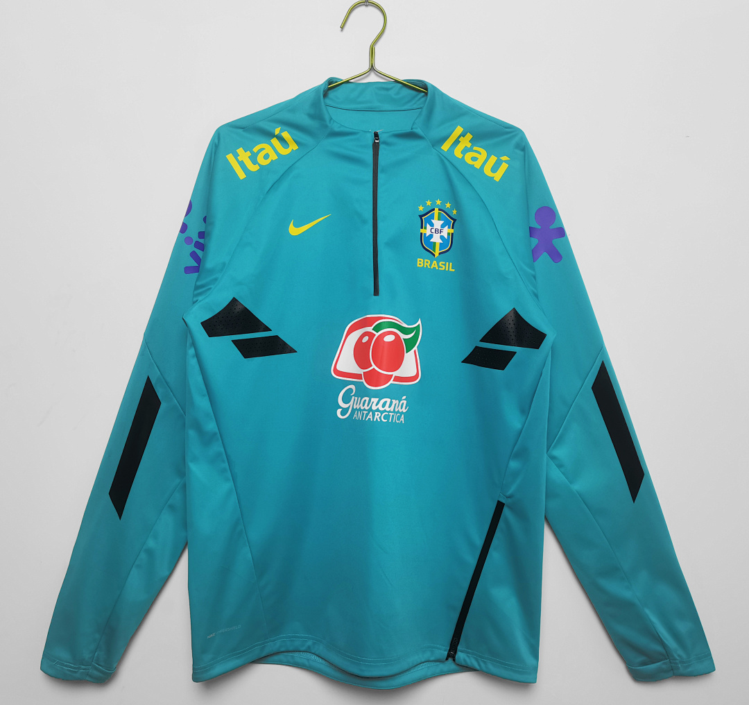 Brazil Retro Hoodie 2022/23 — photo 1