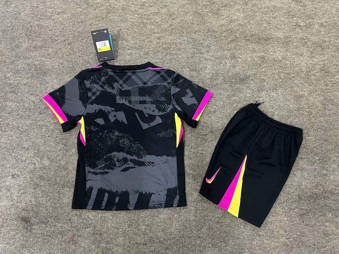 Chelsea Third Kit for Kids 2024/25 — photo 2