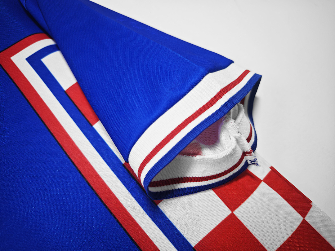 Croatia Retro Shirt 1998 Away — photo 3