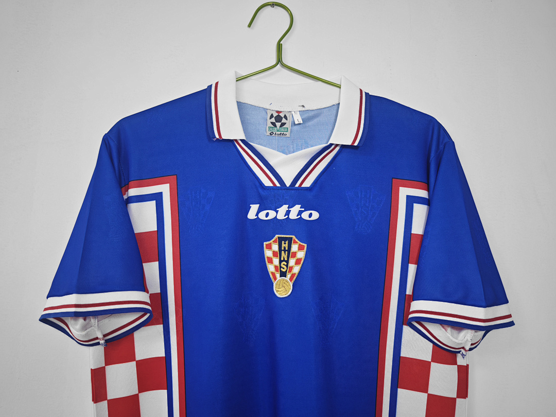 Croatia Retro Shirt 1998 Away — photo 4