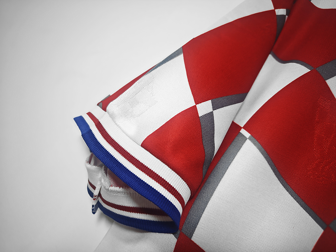 Croatia Retro Shirt 1998 Home — photo 2