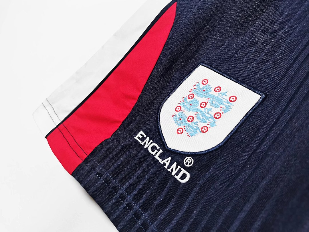 England Retro Shirt 1998 Home — photo 2