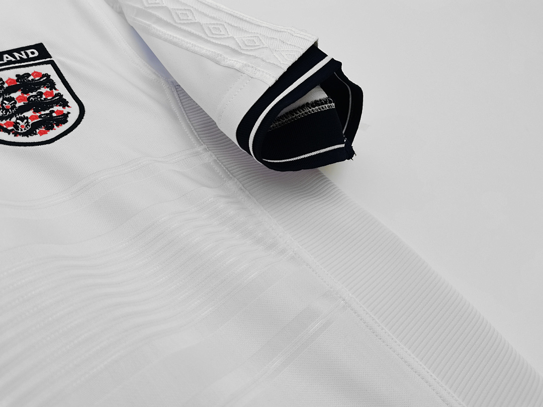 England Retro Shirt 1999/01 Home — photo 3