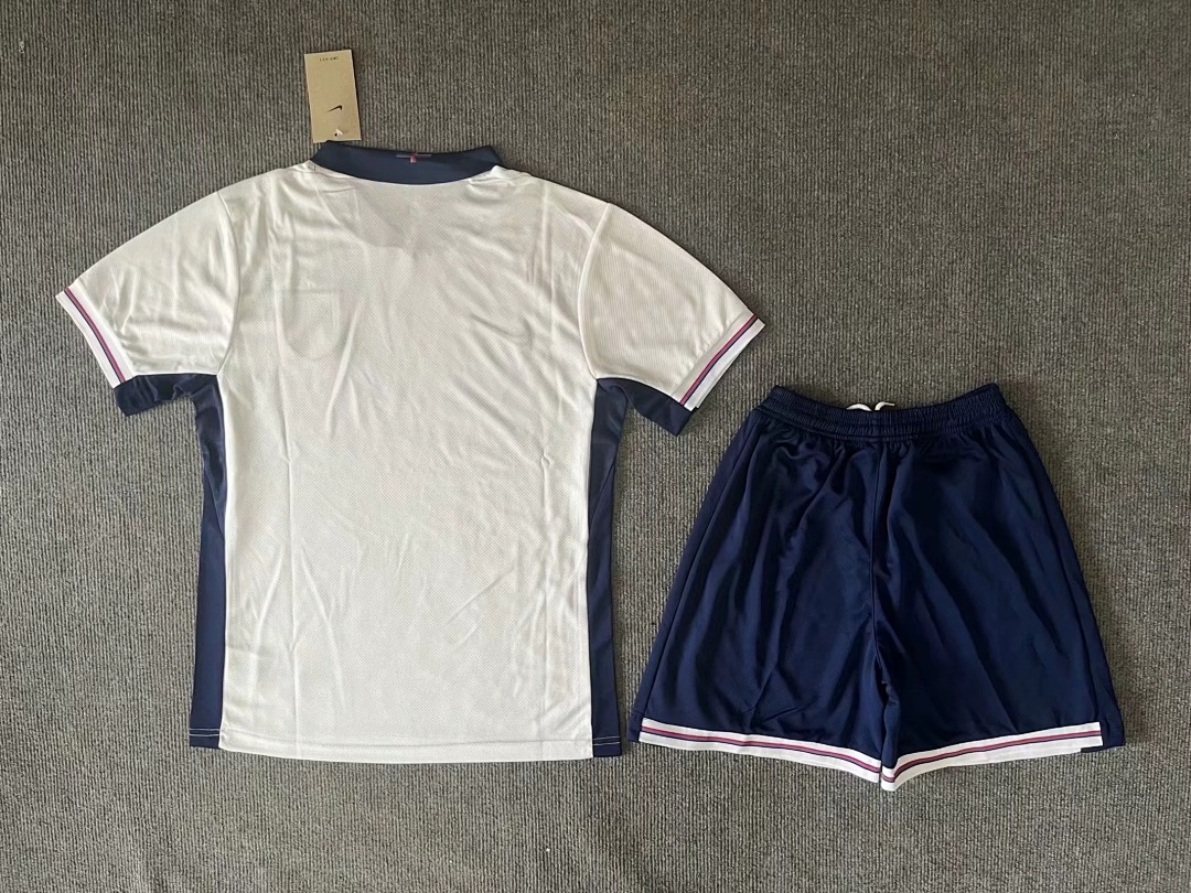 England Home Kit for Adult 2024/25 — photo 2