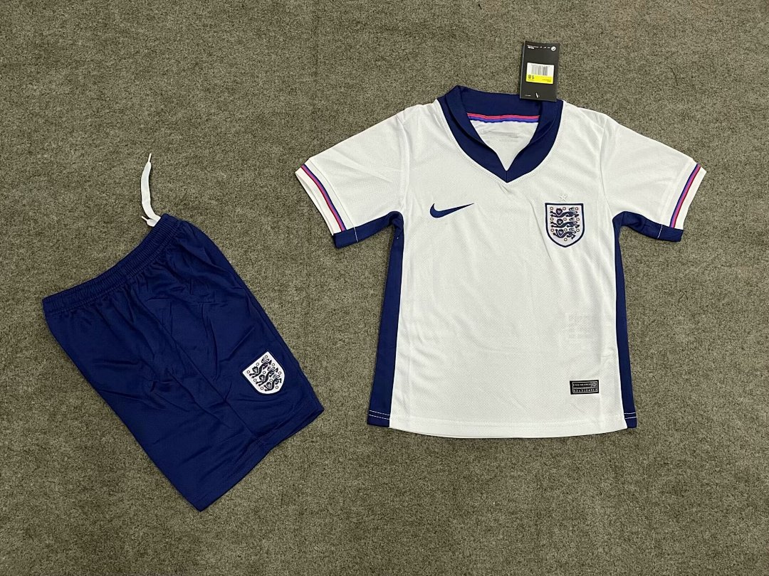 England Home Kit for Kids 2024/25 — photo 1