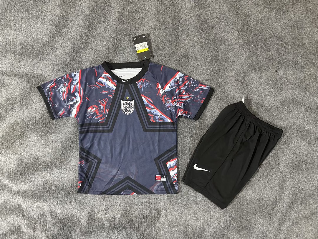England Kit for Kids 2026 — photo 1
