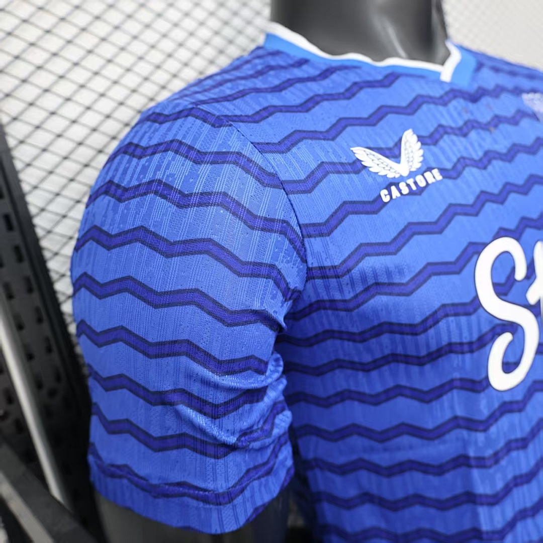 Everton Jersey — photo 3