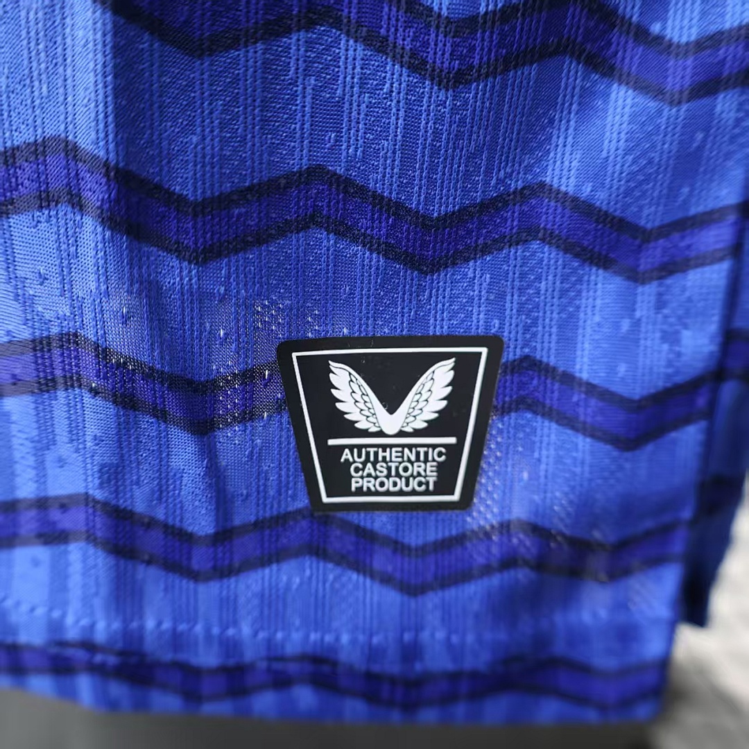 Everton Jersey — photo 4