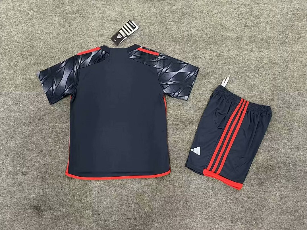 Flamengo Third Kit for Kids 2024/25 — photo 2