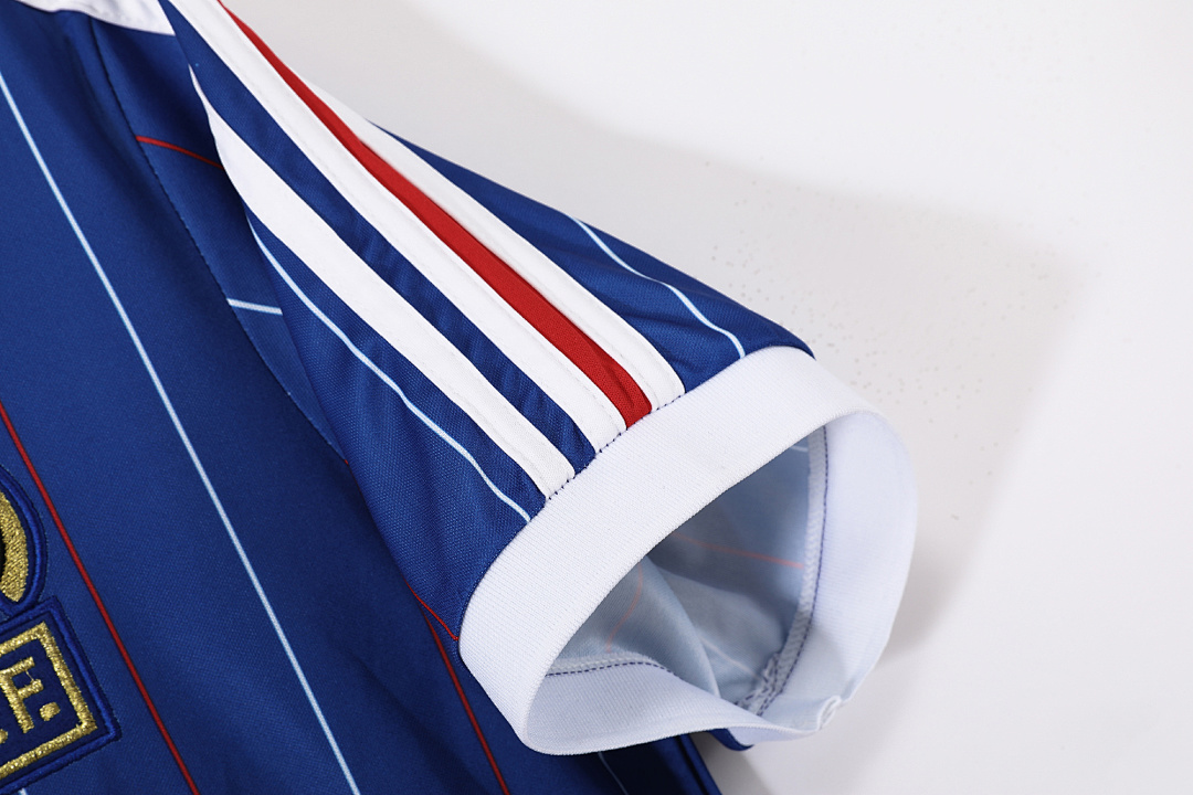 France Retro Shirt 1982 Home — photo 4