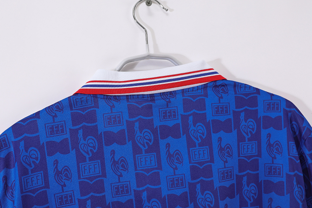 France Retro Shirt 1996 Home — photo 2