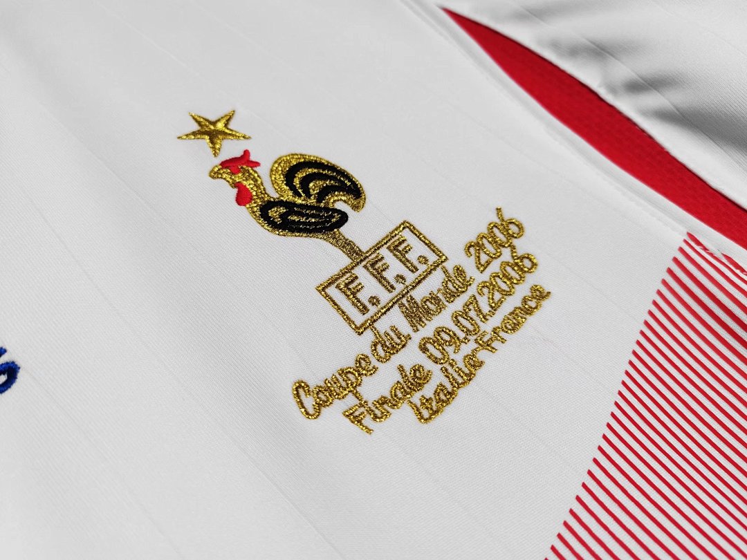 France Retro Shirt 2006 Away — photo 4