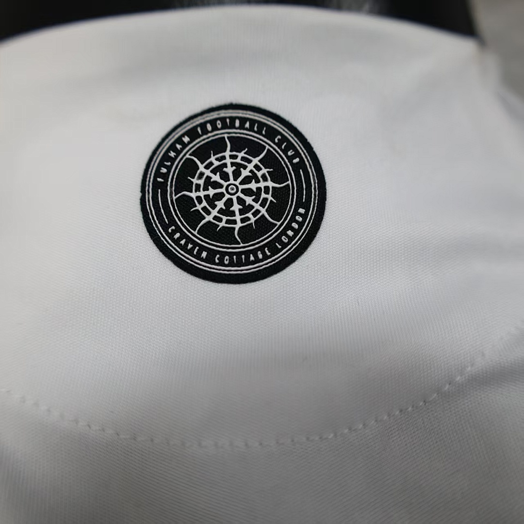 Fulham Home Jersey 2025/26 — photo 2