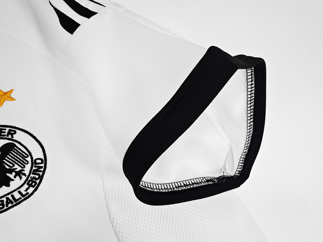 Germany Retro Shirt 2002/03 Home — photo 3