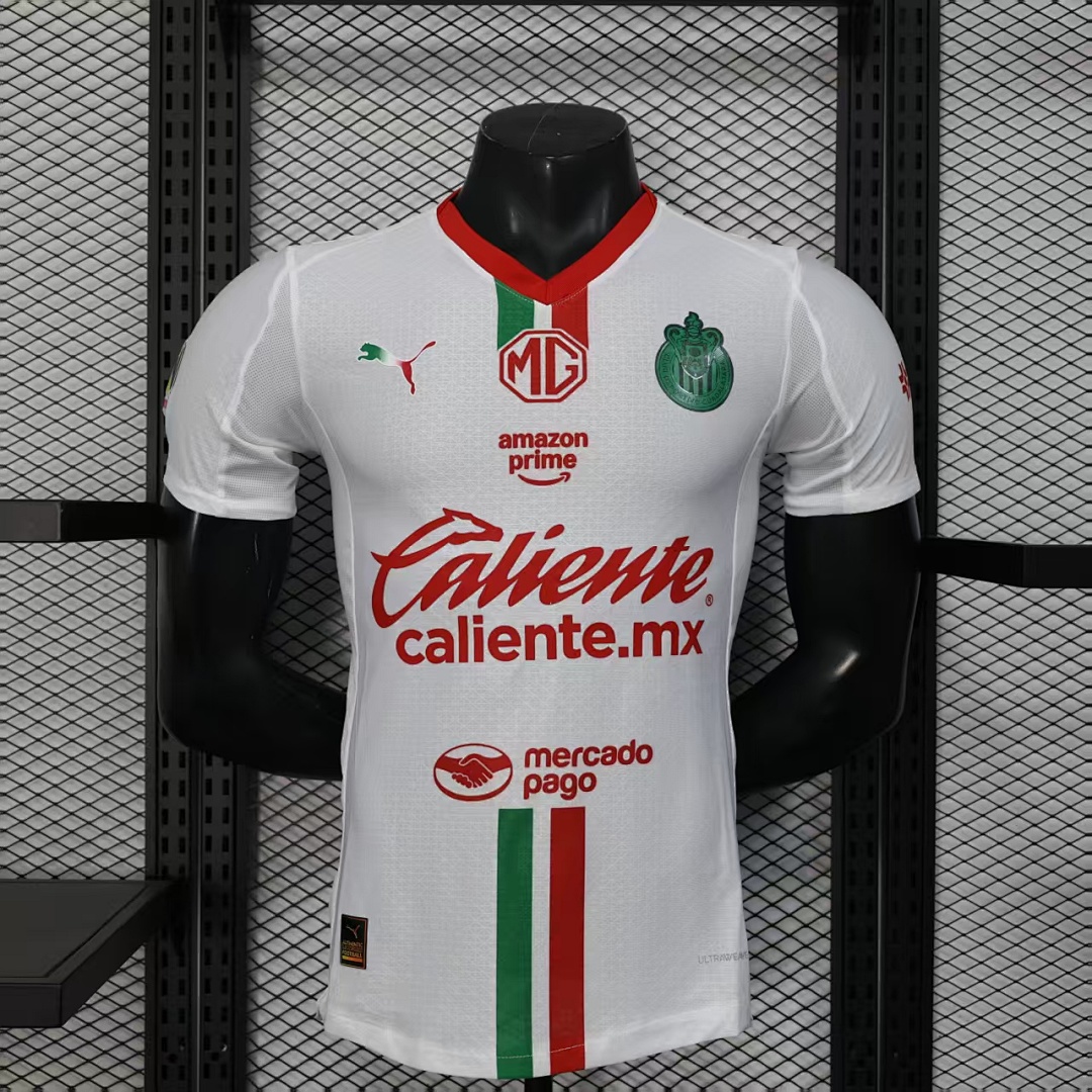 Chivas Home Jersey — photo 1