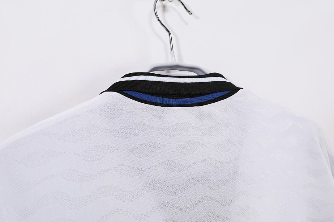 Inter Milan Retro Shirt 1995/96 Away — photo 2