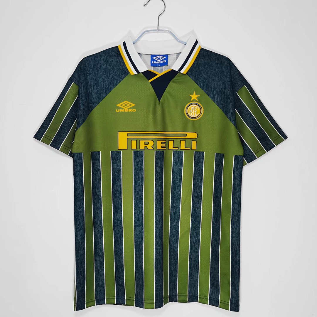 Inter Milan Retro Shirt 1995/96 Away — photo 1