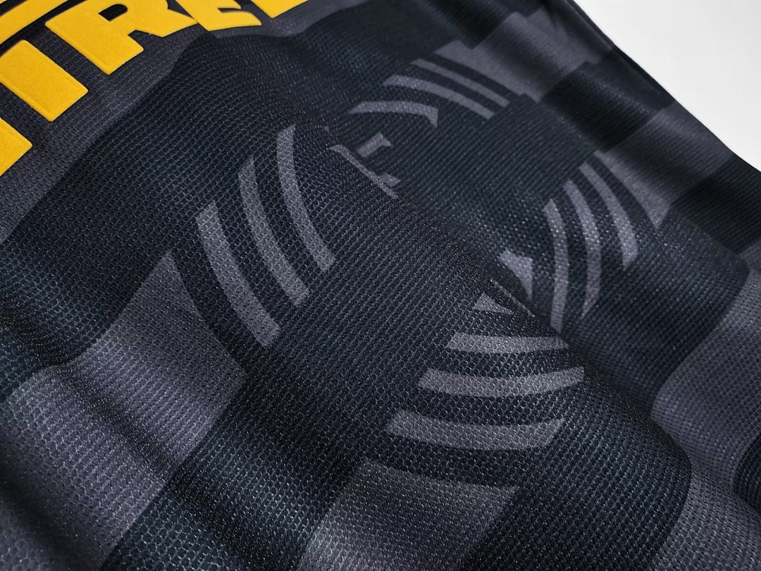 Inter Milan Retro Shirt 1997/98 Third — photo 4