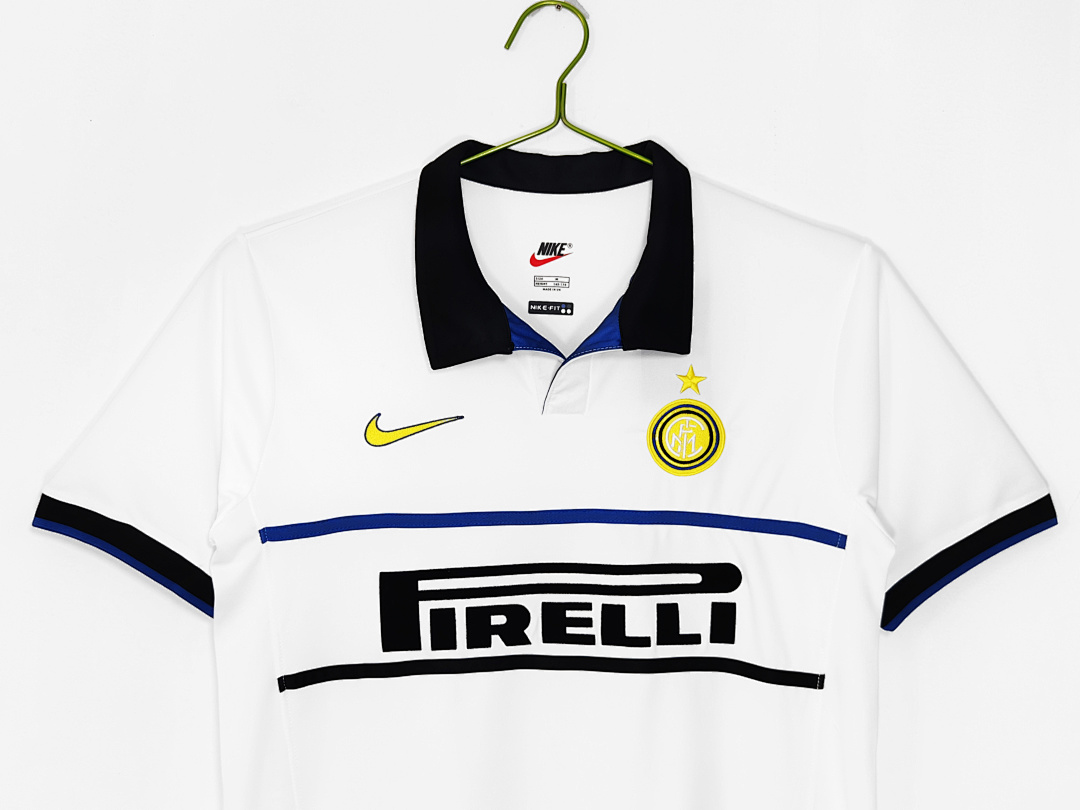 Inter Milan Retro Shirt 1998/99 Away — photo 3