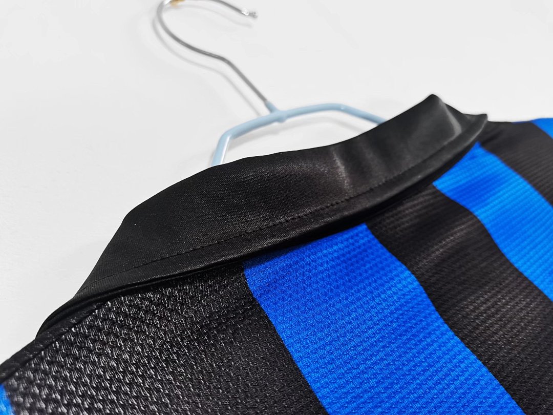 Inter Milan Retro Shirt 1998/99 Home — photo 2