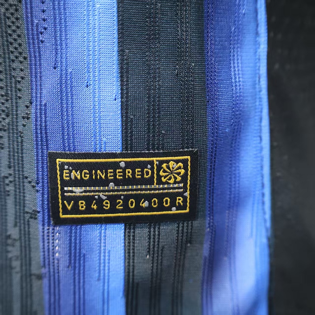Inter Milan Home Jersey 2025/26 — photo 2