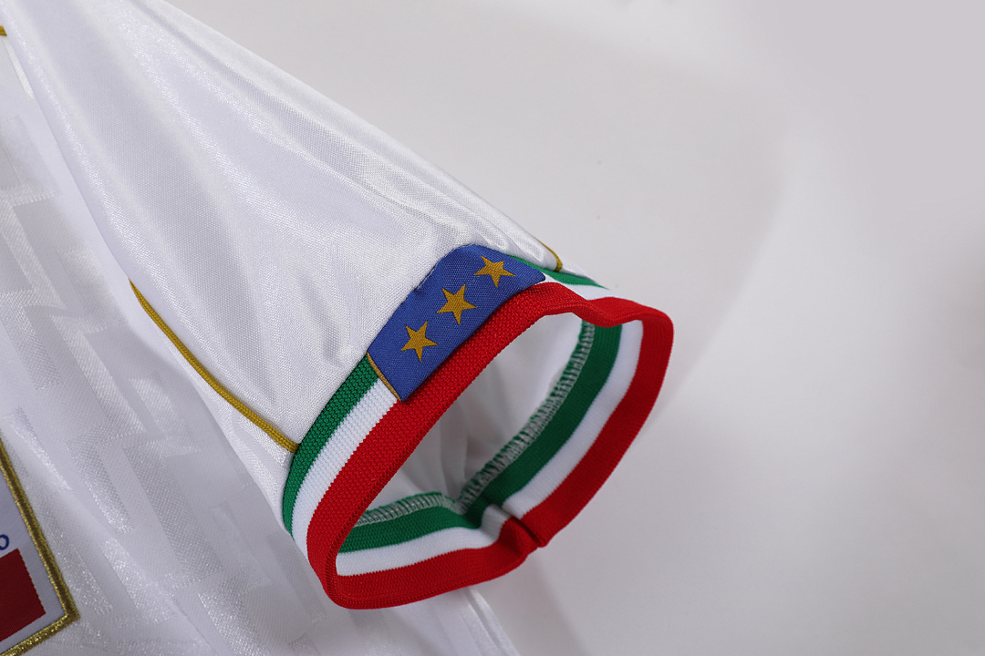 Italy Retro Shirt 1995 Away — photo 4