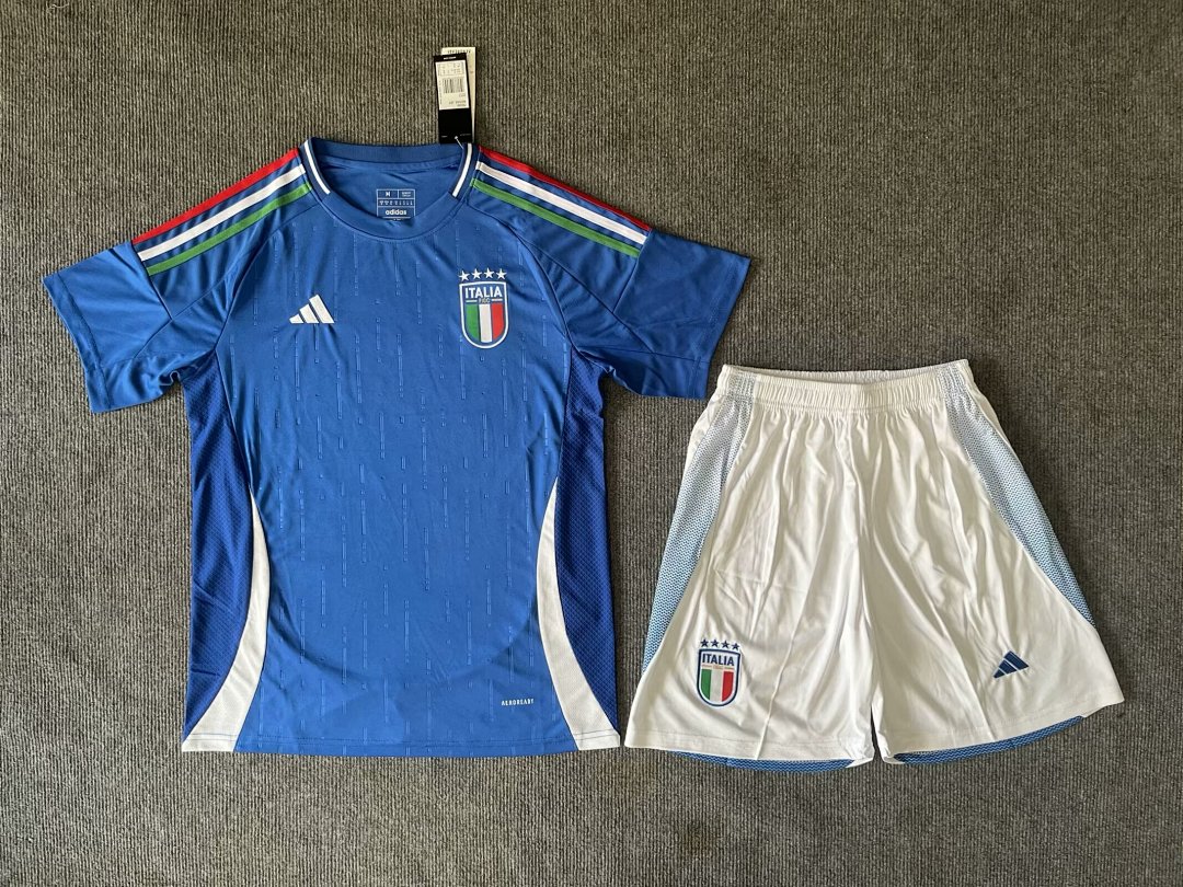 Italy Home Kit for Adult 2024/25 — photo 1