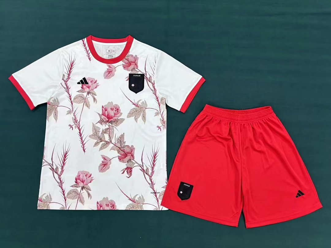 Japan Kit for Adult 2024/25 — photo 1