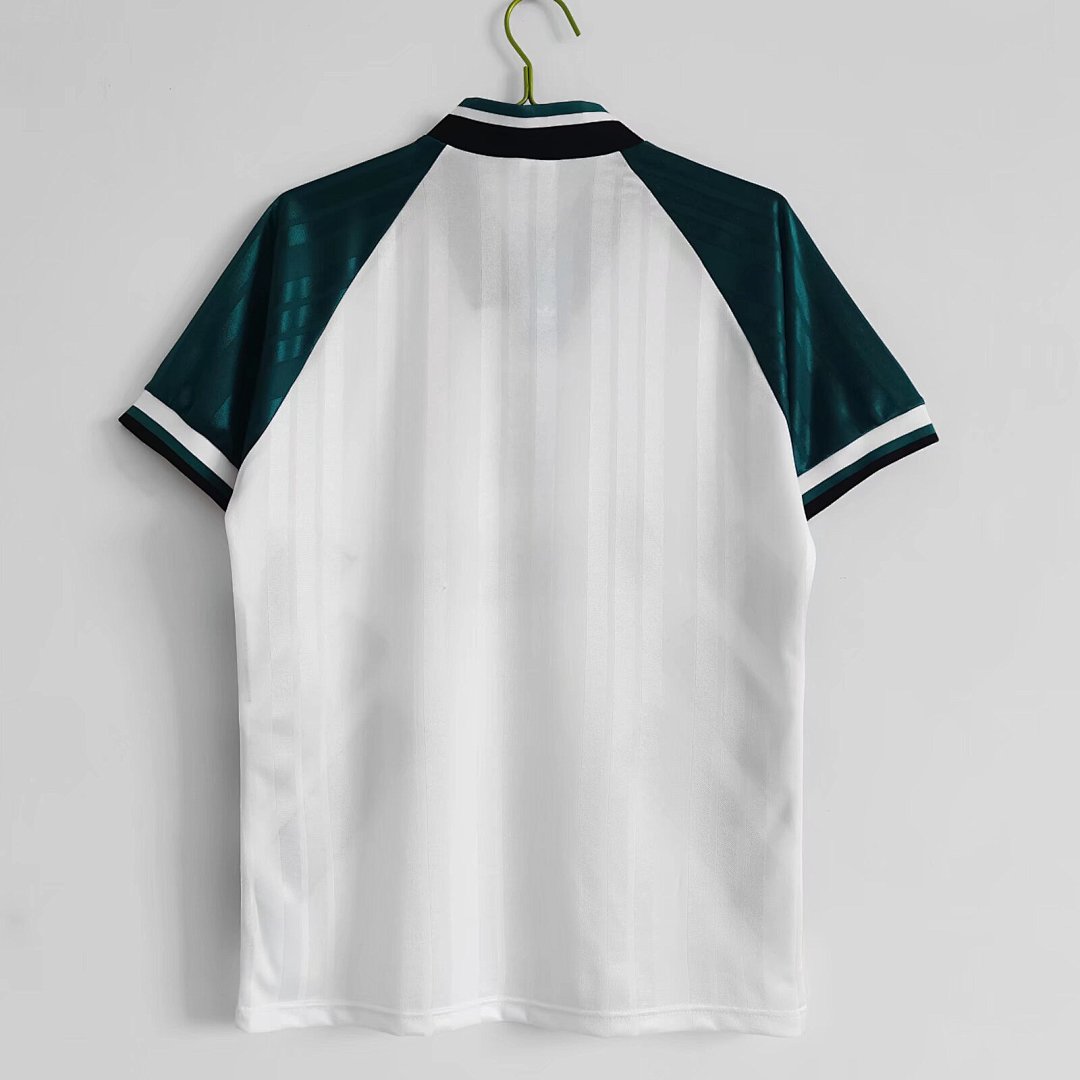 Liverpool Retro Shirt 1993/95 Away — photo 2